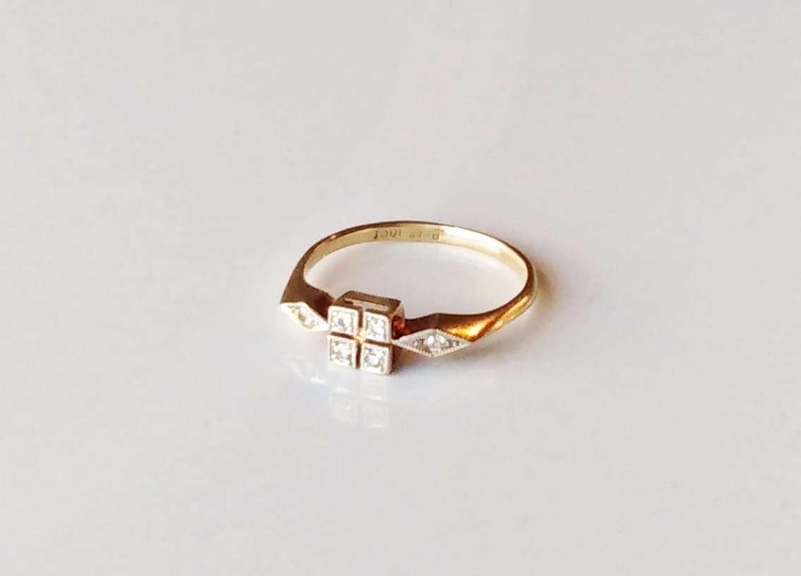 18ct, Platinum Art Deco Diamond Ring
